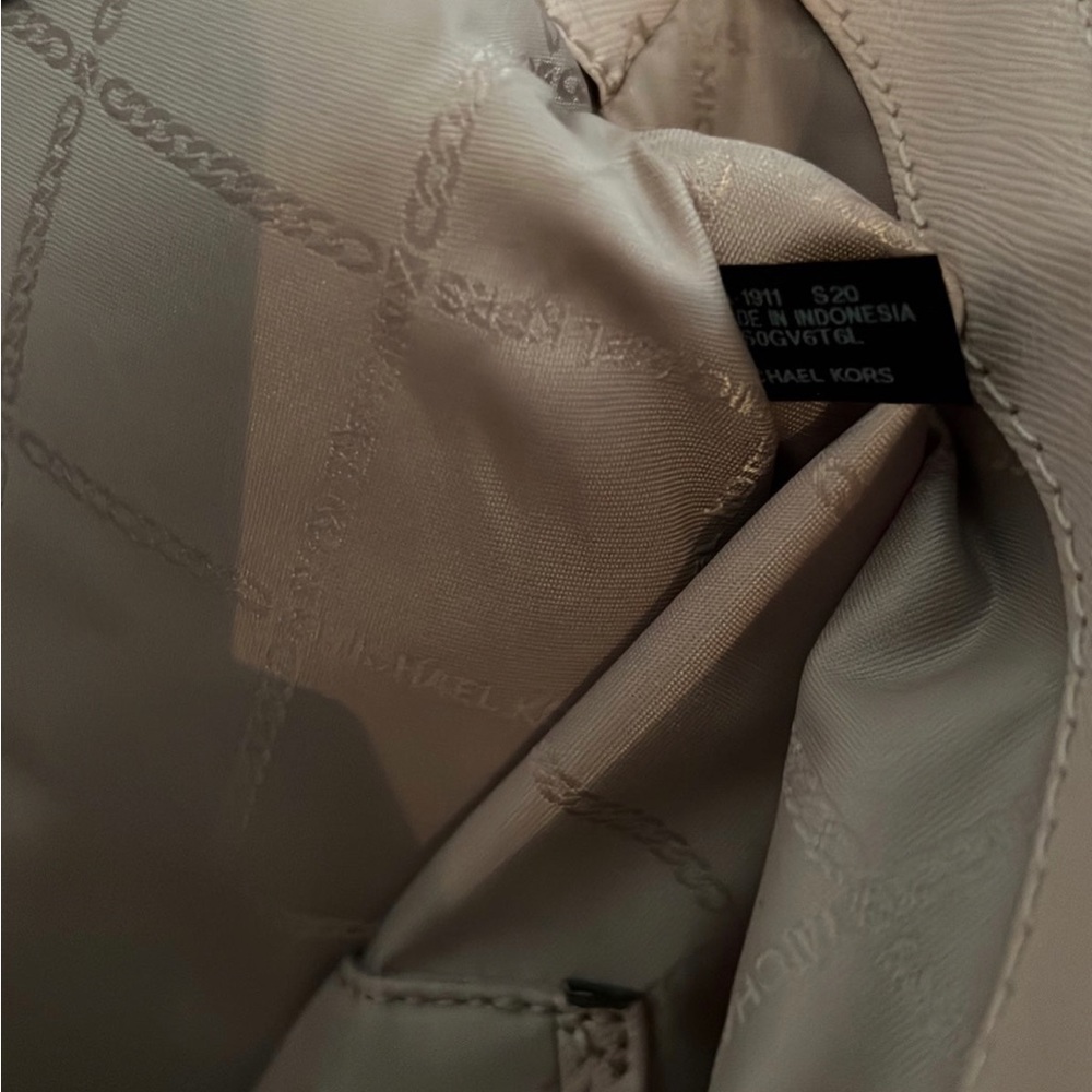 Authentic Blush Pink Michael Kors Purse - image 6